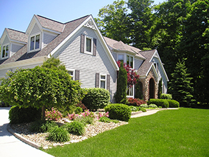 Landscapers and Lawncare Services in Coldwater, MS